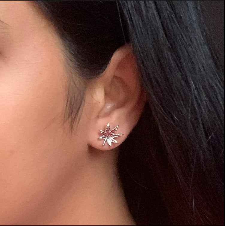 MARIJUANA LEAF STUD EARRINGS-ASTI0010