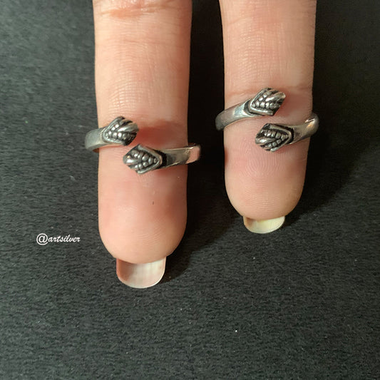 Toe ring -AS1697