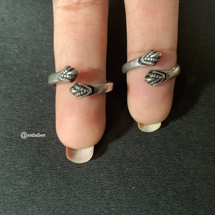 Toe ring -AS1697