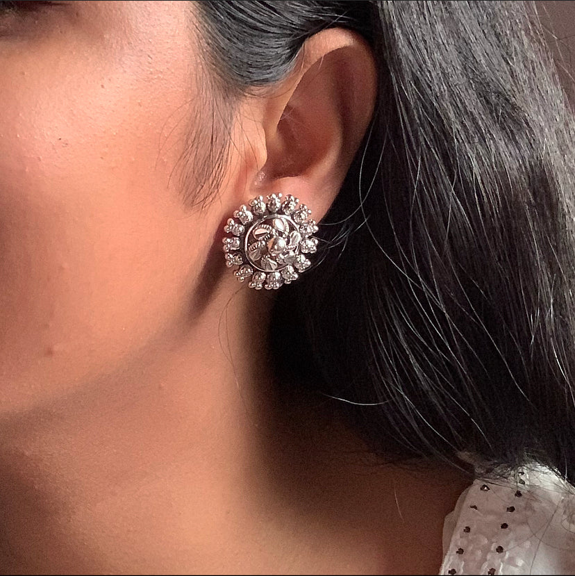 Studs-AS2906 (medium)
