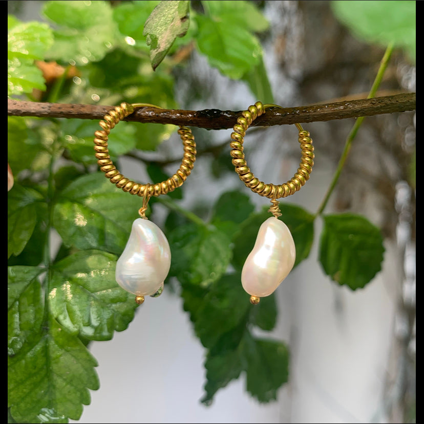 Golden Bali with pearl Drop -AS2938