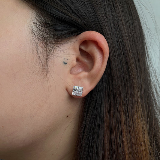 SQUARE STUDS-ASNE1D0006-S-W-WH