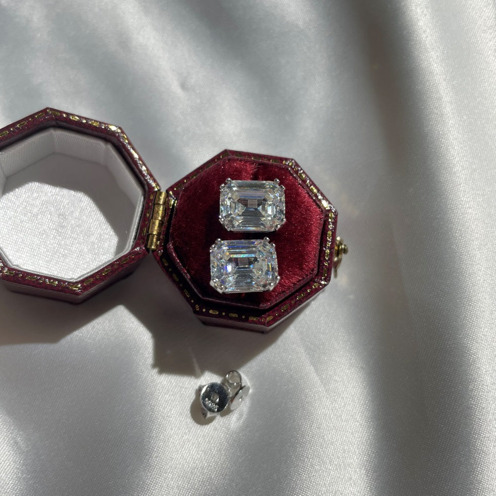 STUDS-ASDY1D0095-S-W-WH